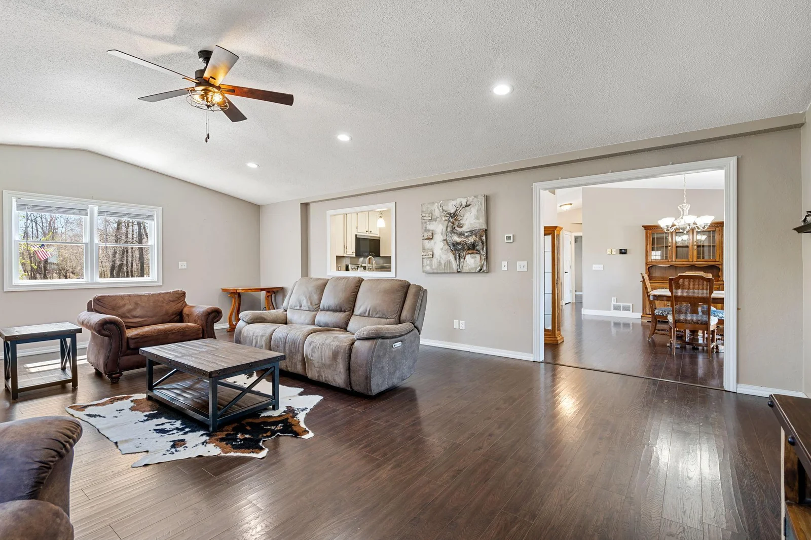 10-web-or-mls-695-pine-lake-ln.jpg
