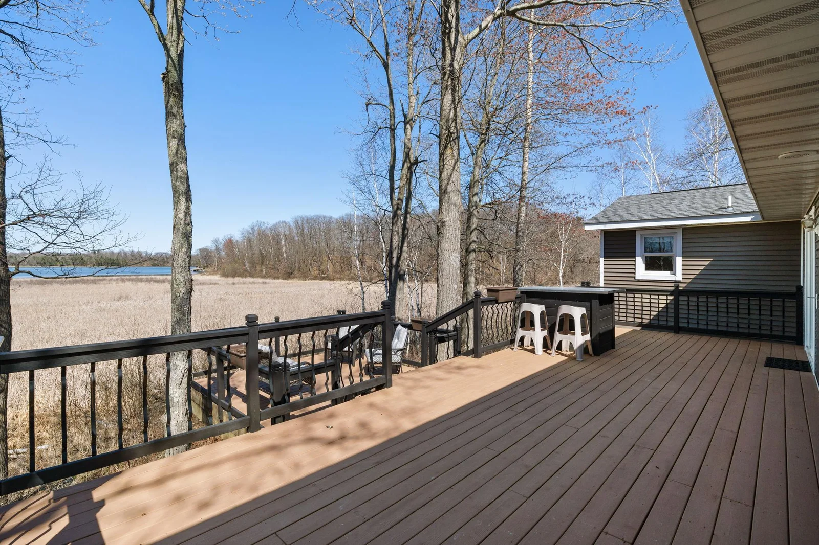 38-web-or-mls-695-pine-lake-ln.jpg