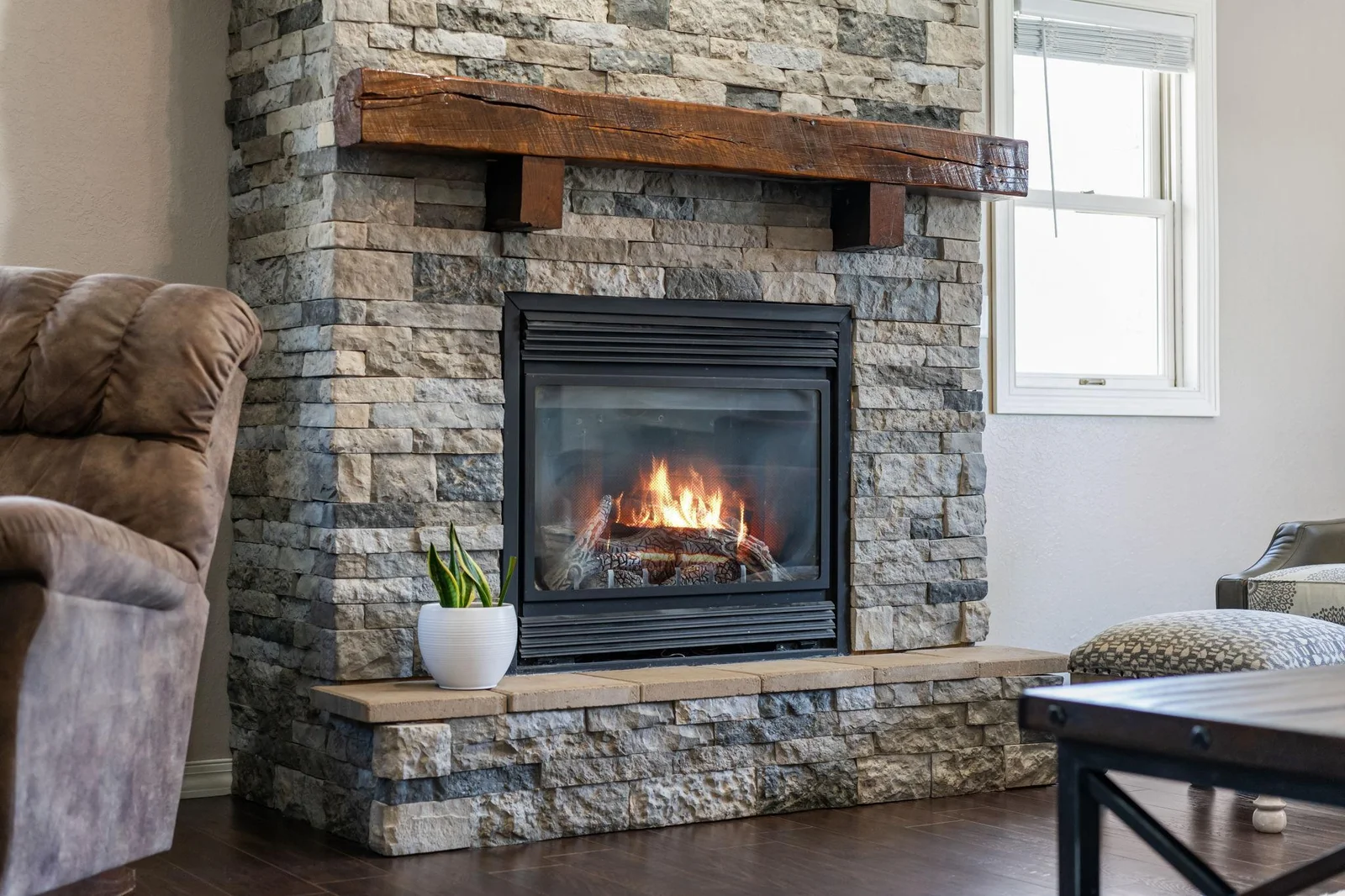 9-web-or-mls-695-pine-lake-ln.jpg
