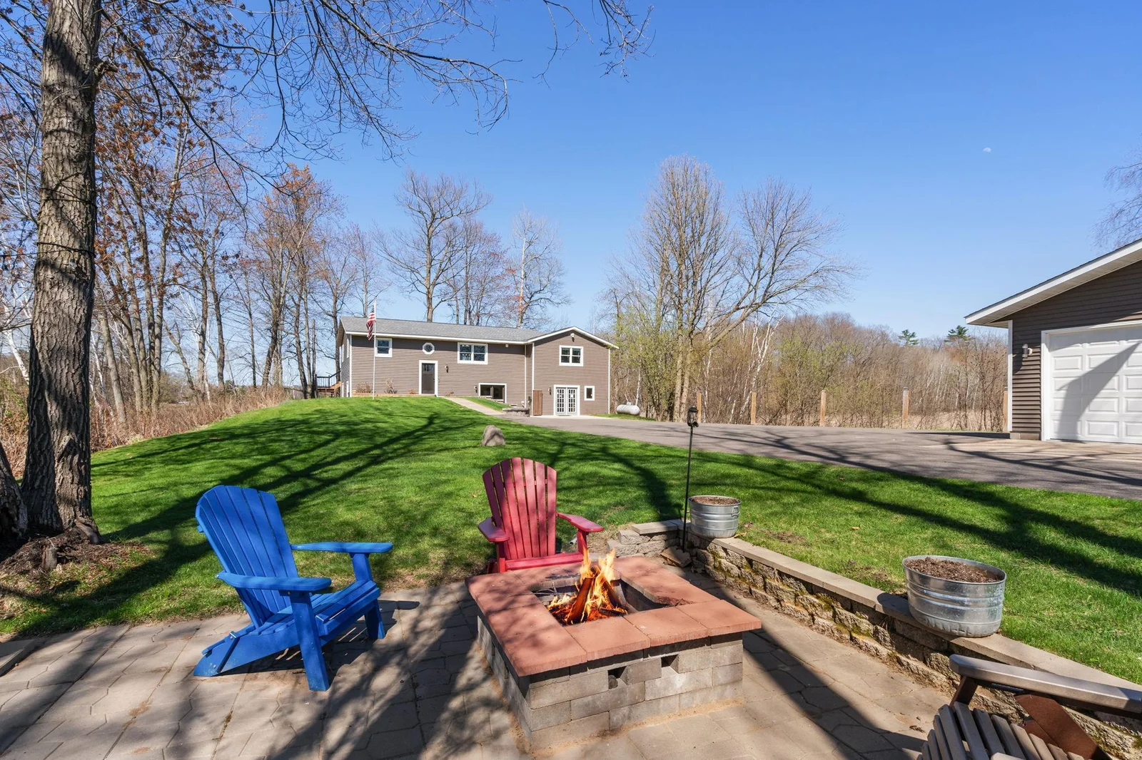 36-web-or-mls-695-pine-lake-ln.jpg