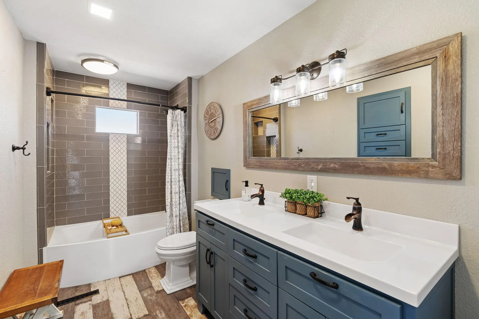 21-web-or-mls-695-pine-lake-ln.jpg