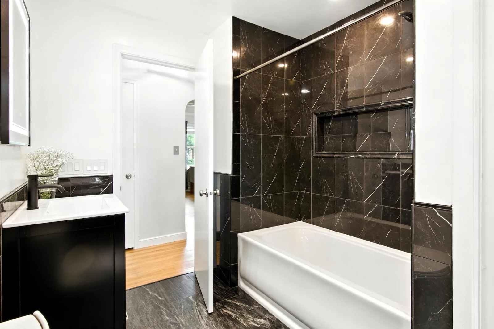 Main Floor Bath Recently Updated