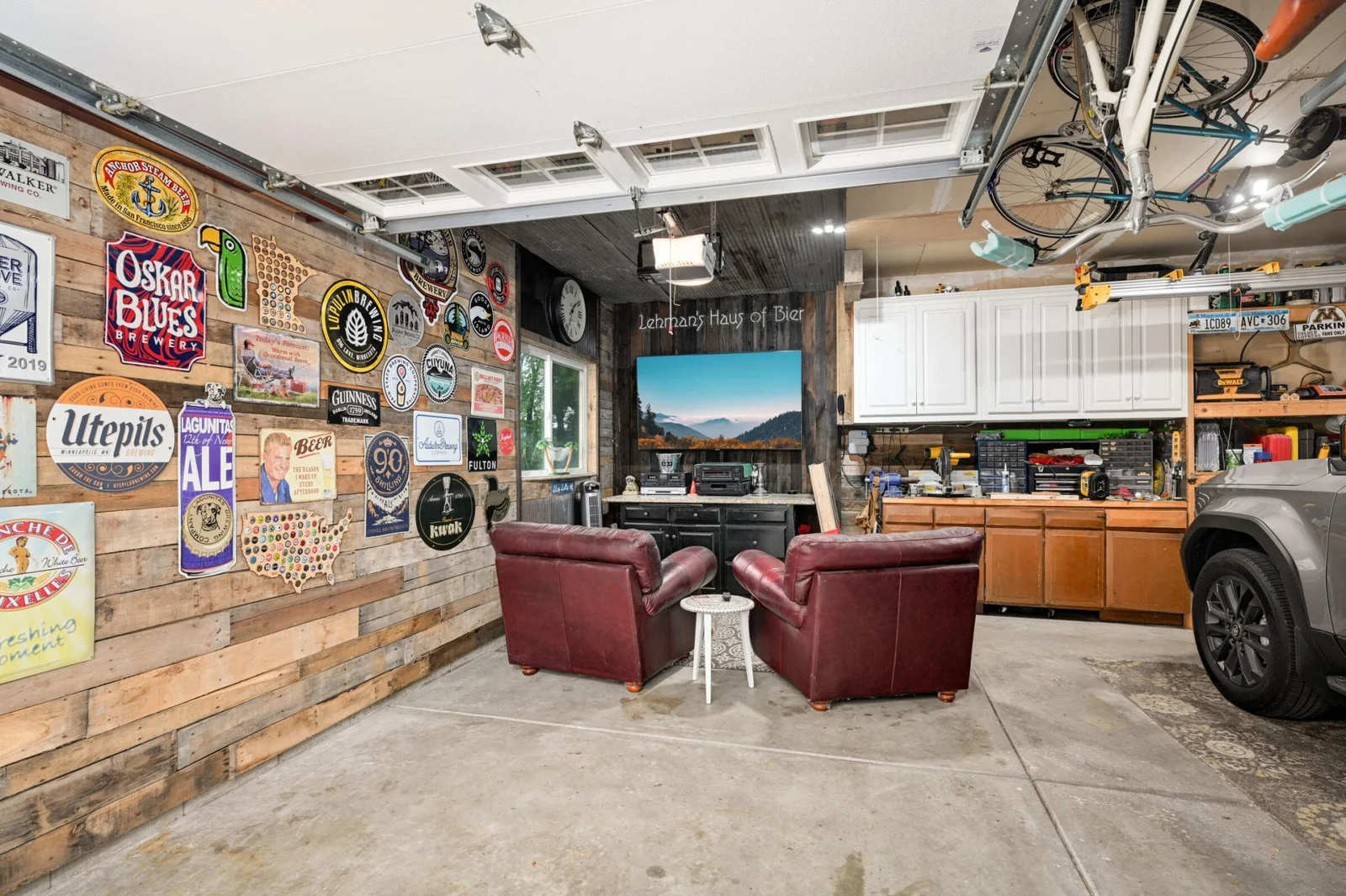 Garage man cave