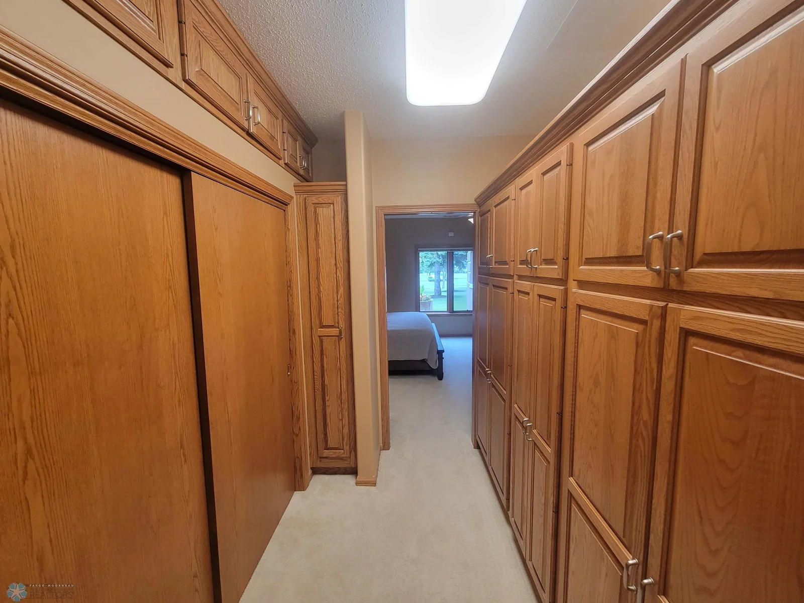 Master Closets & Cabinets