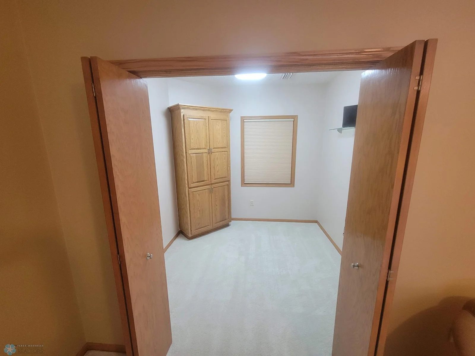 Bedroom Closet or Office