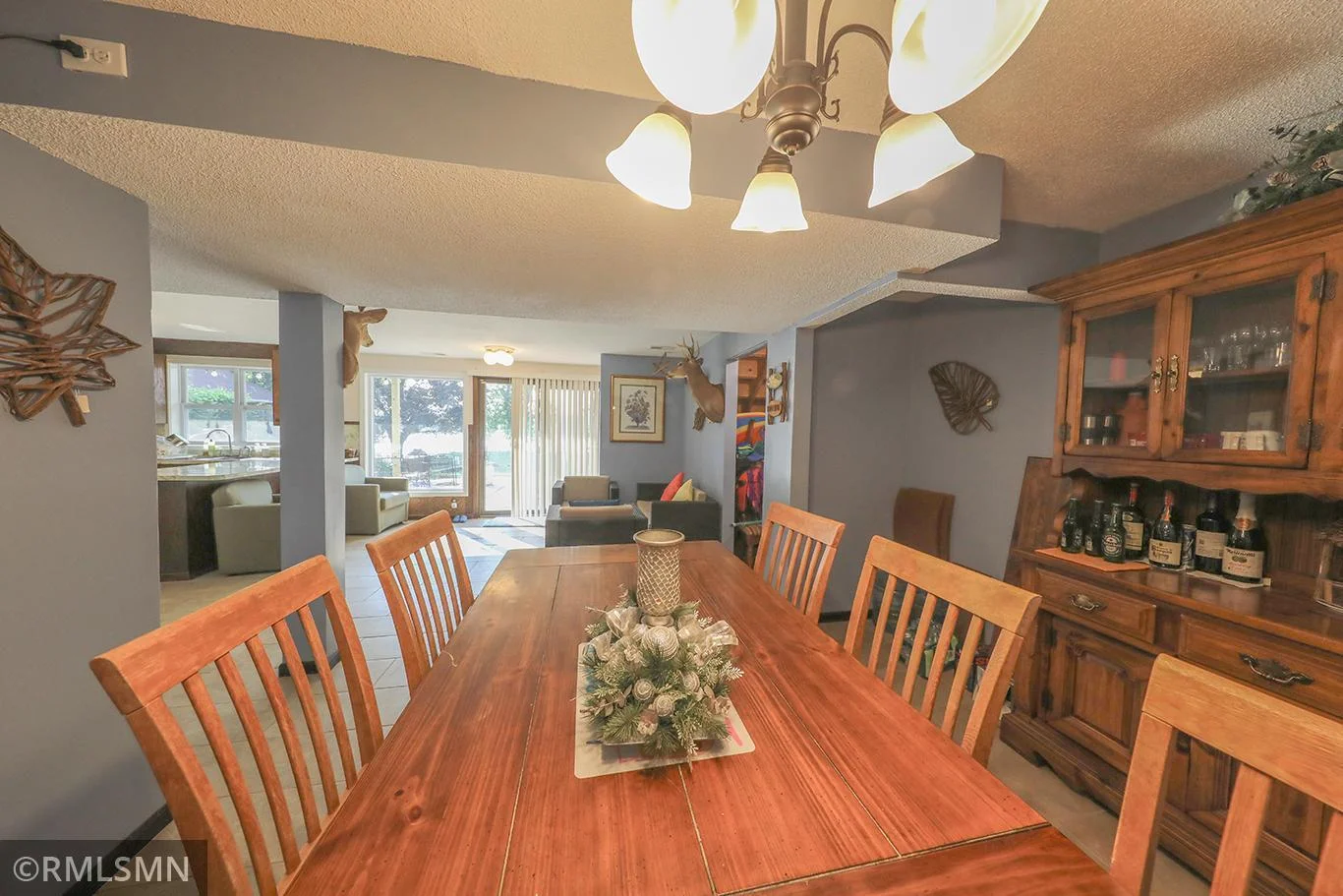 Dining area to patio