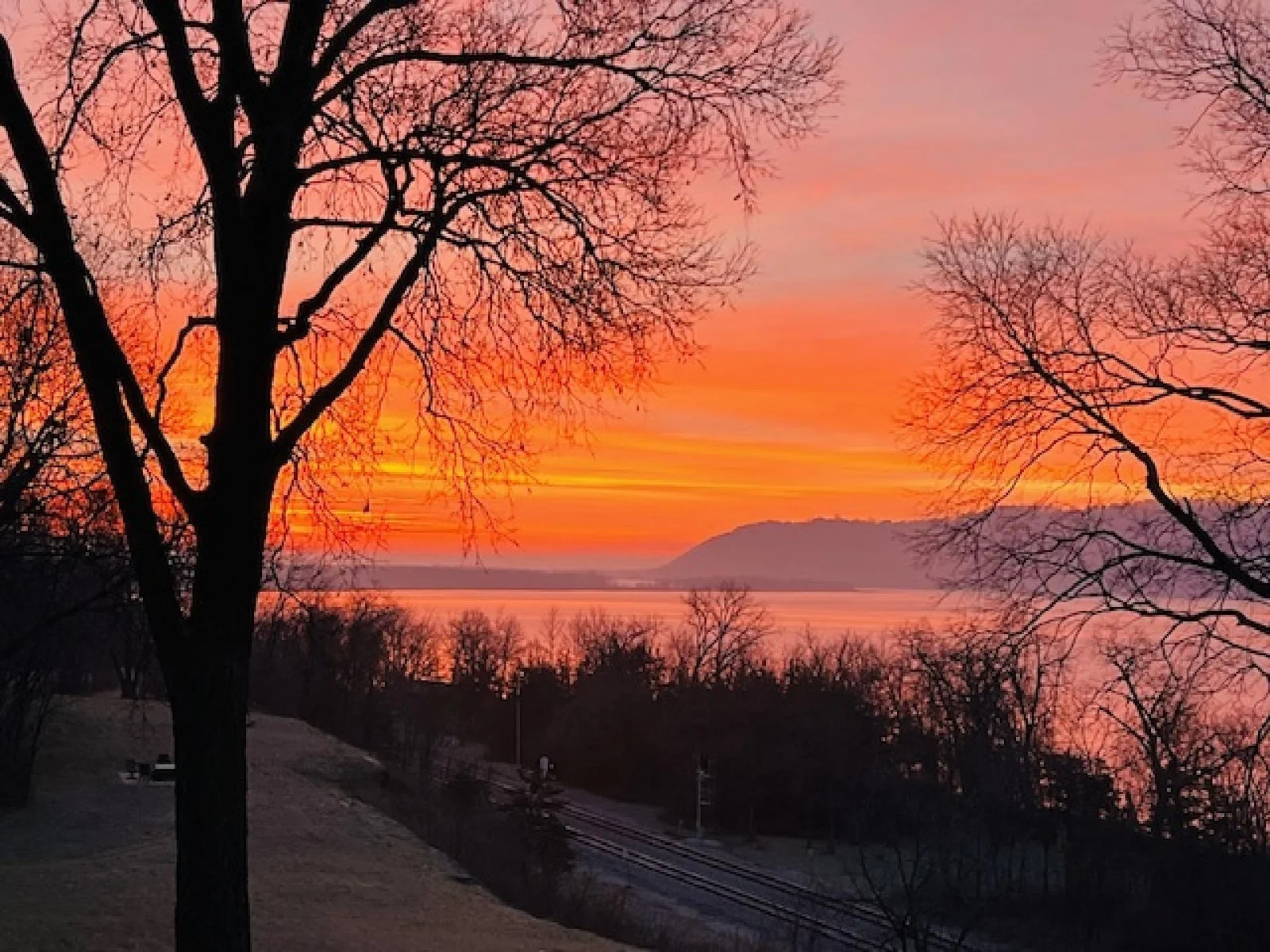 Downriver sunrise-1.jpg