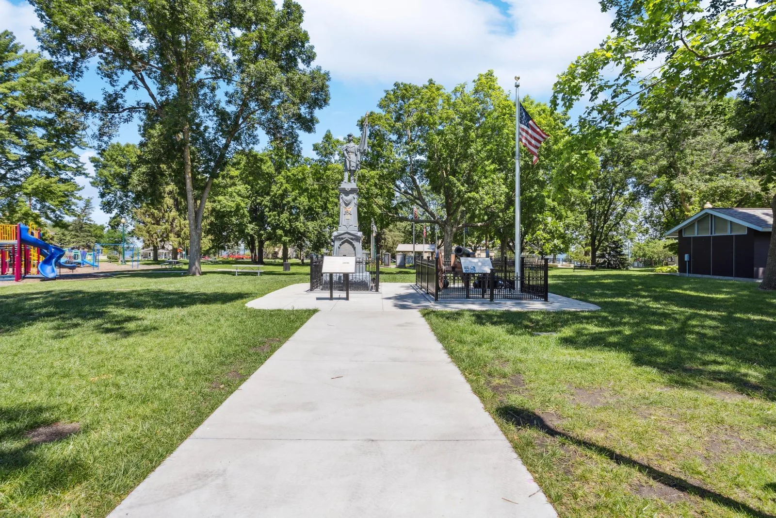 Waconia City Square Park