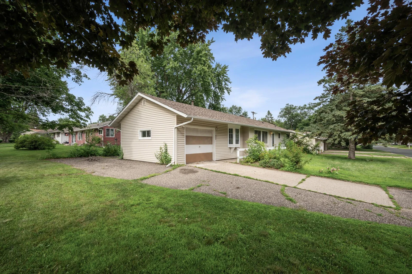 416 19th Street, Hastings