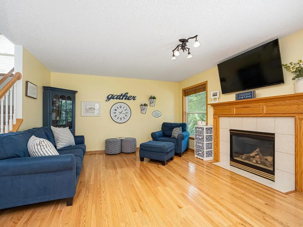 main level gathering room