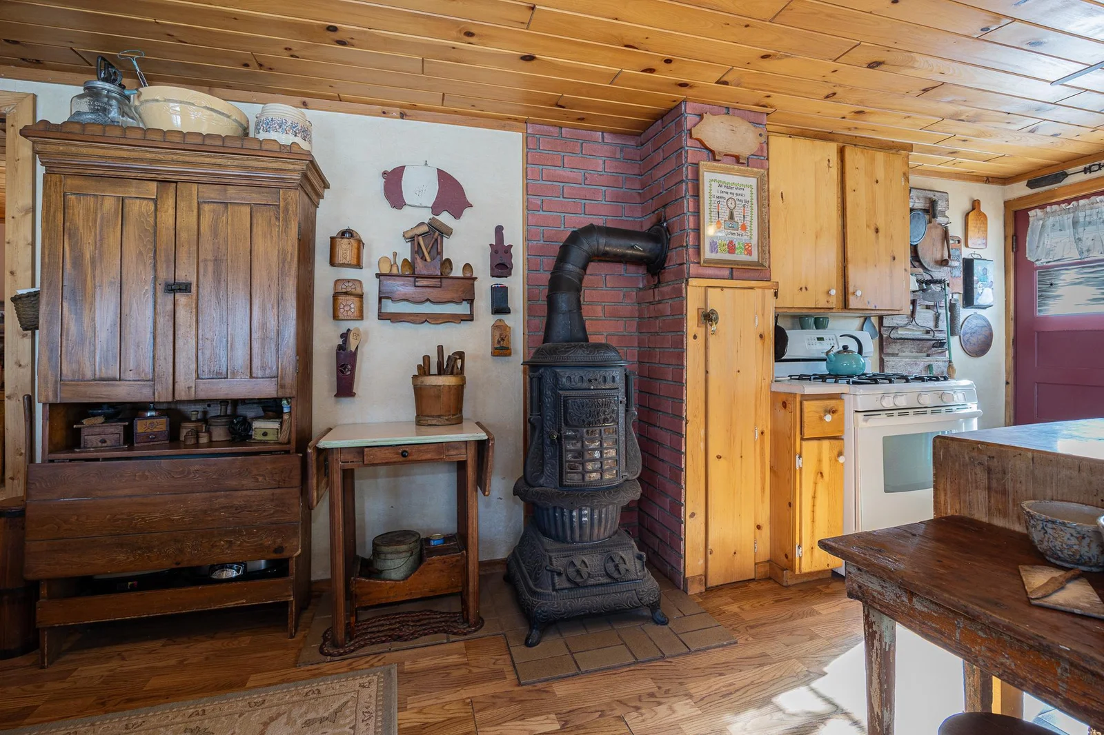 Additional views of kitchen