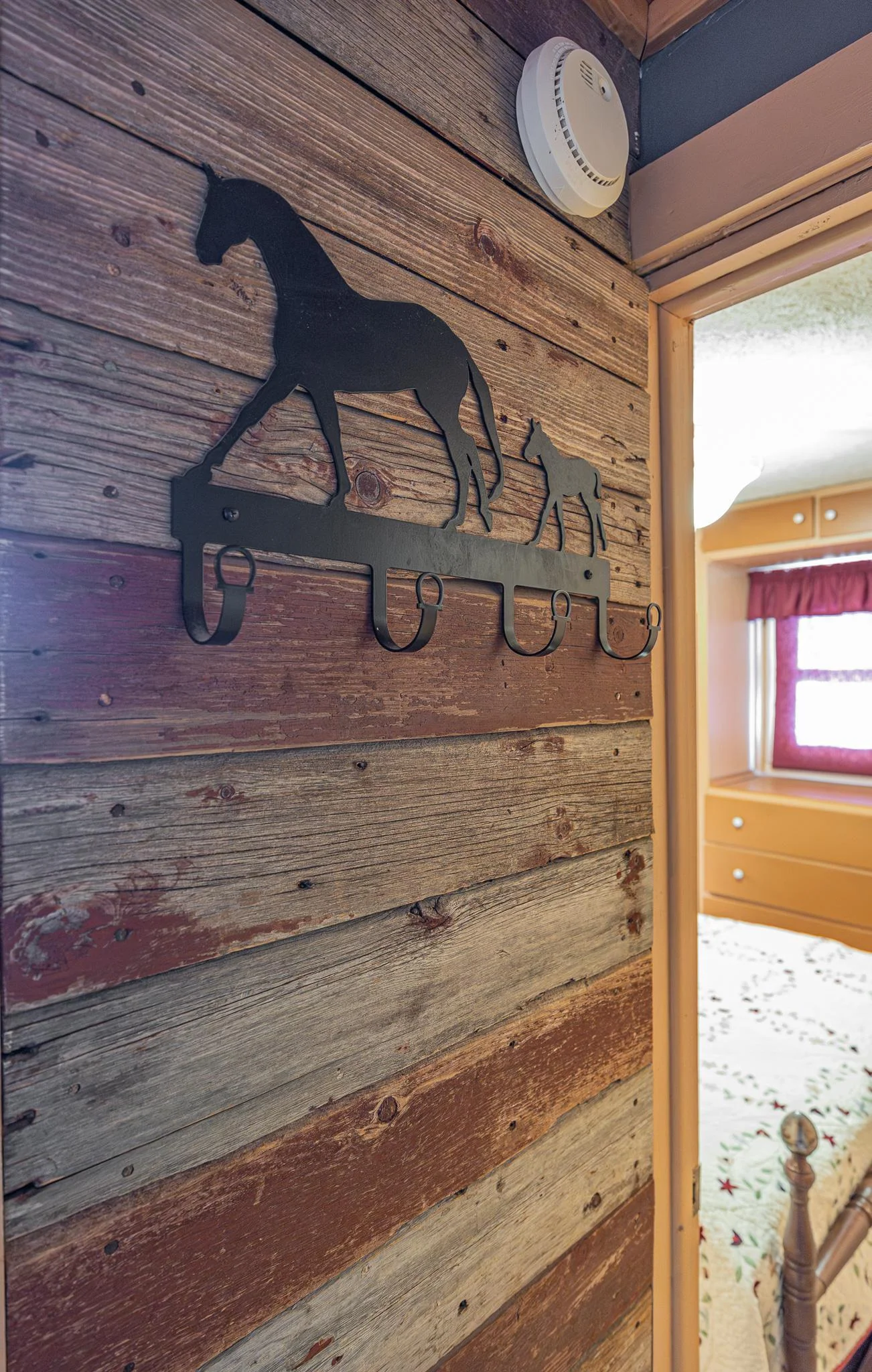 Rustic details
