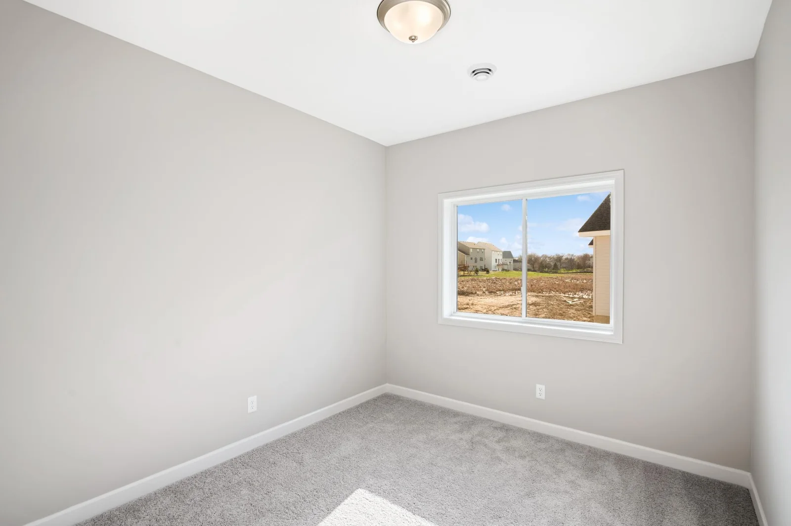 14. Bedroom 2.jpg