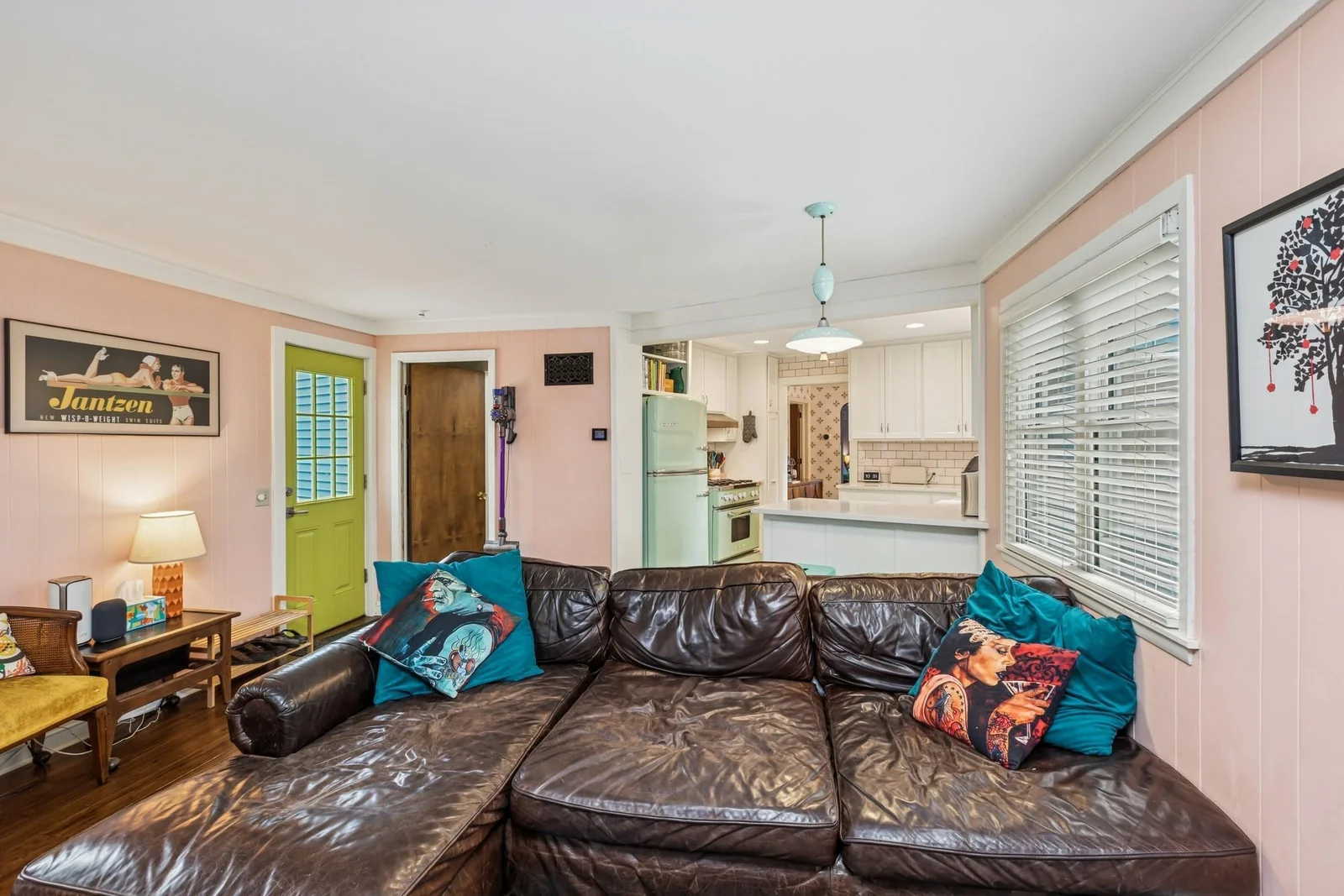 Great entertaining space