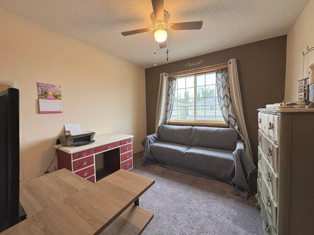 2nd bedroom. Upper level