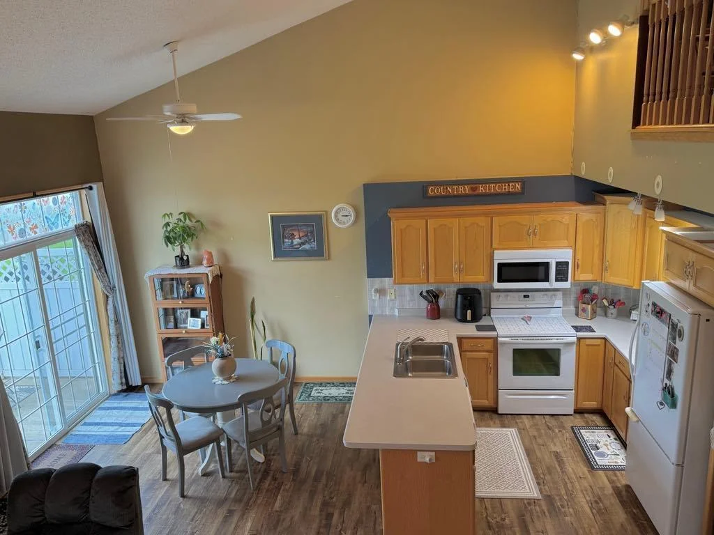 Kitchen Dining rooms with patio slider