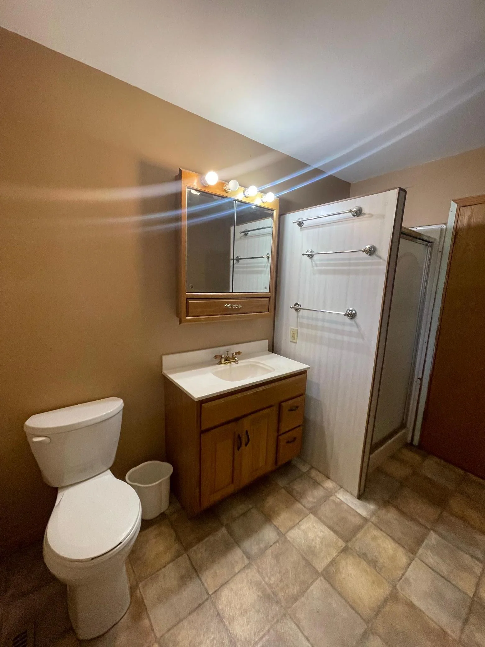 3/4 bath with Laundry