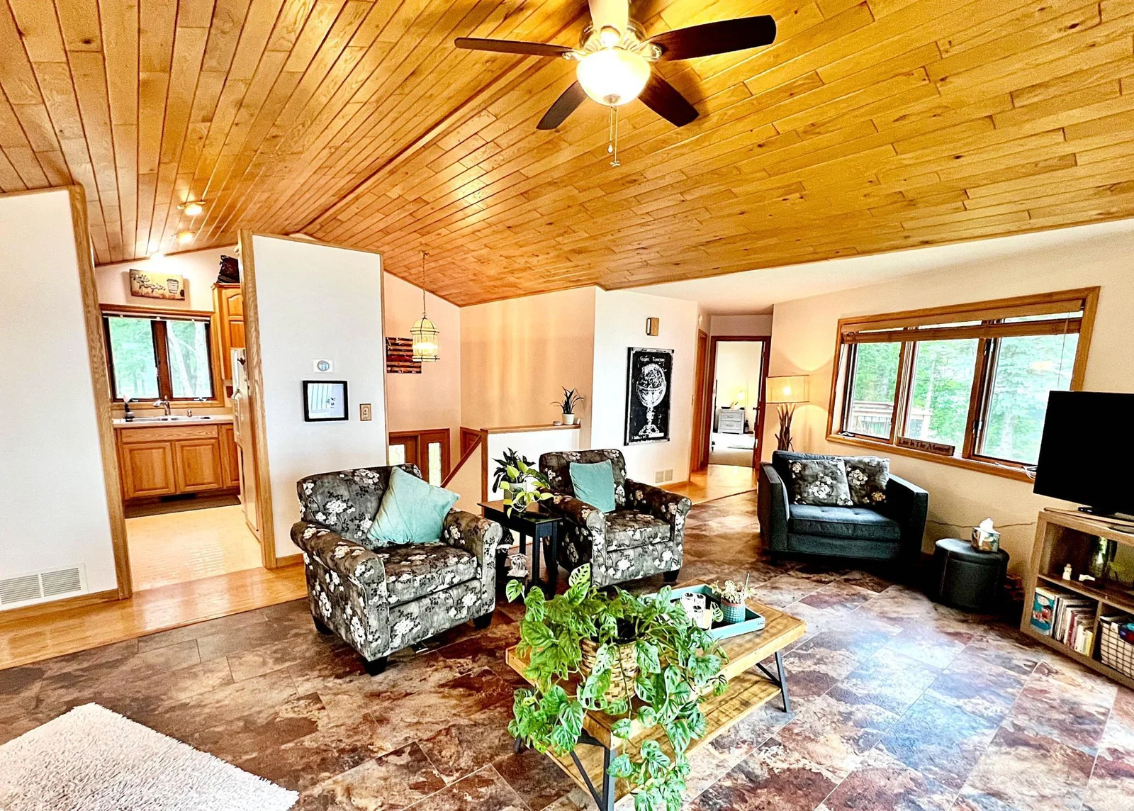 Living Room into Kitchen and bedroom.jpg
