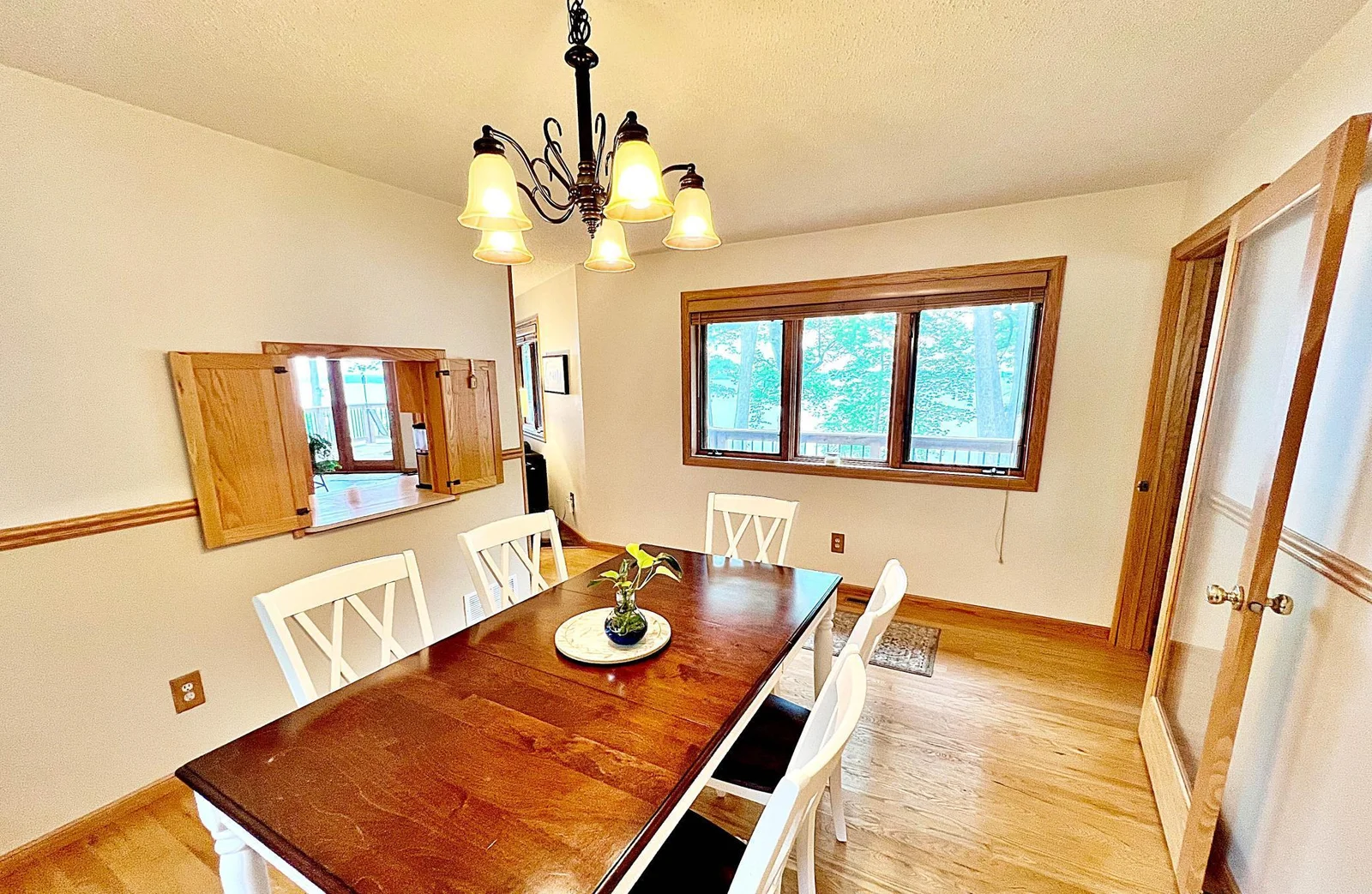 Dining Room with views.jpg