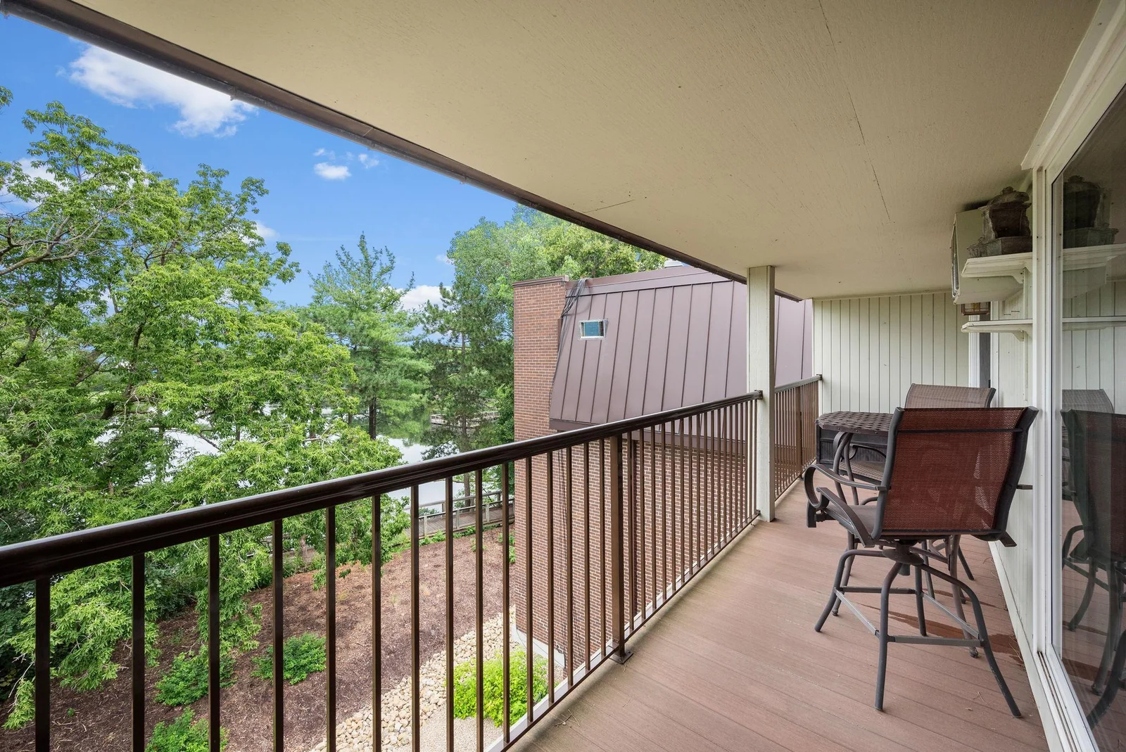 17-web-or-mls-4860-park-commons-dr-314.jpg