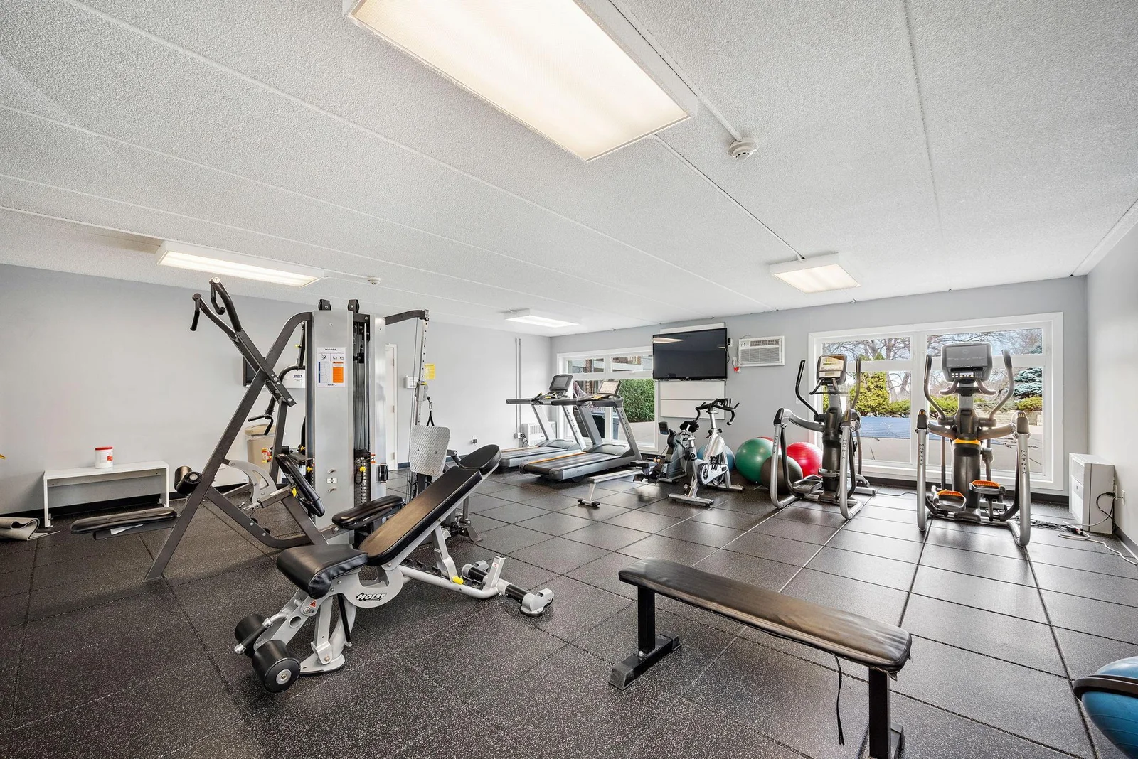 Common gym