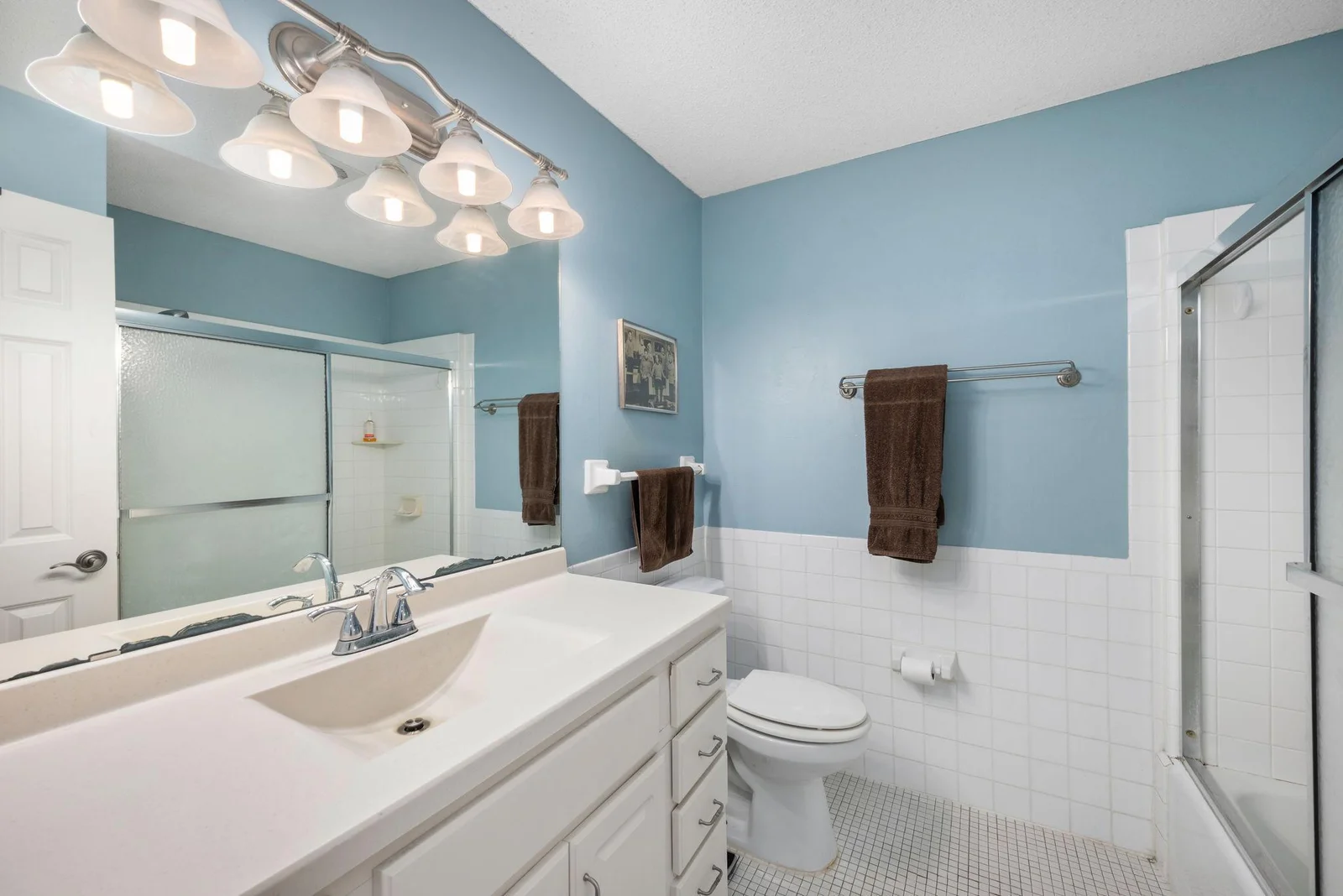 14-web-or-mls-4860-park-commons-dr-314.jpg
