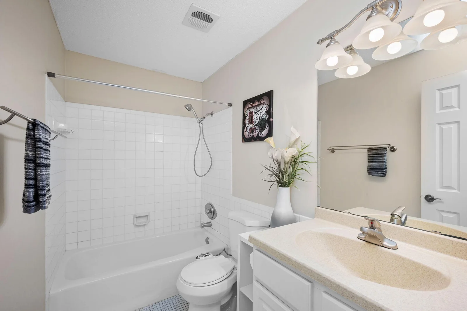 11-web-or-mls-4860-park-commons-dr-314.jpg