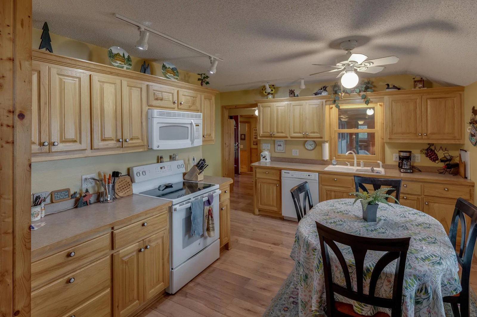5Z9A4476_HDR.jpg