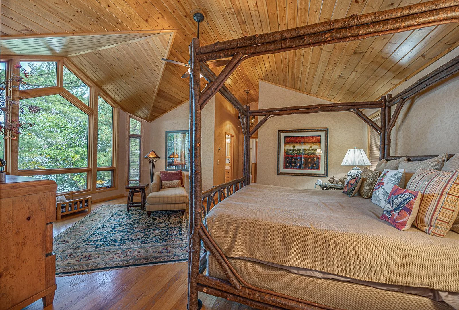 Primary suite