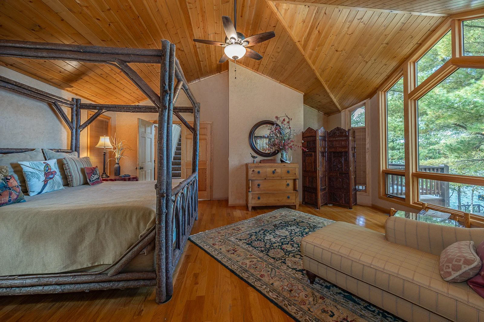Additional views of primary suite