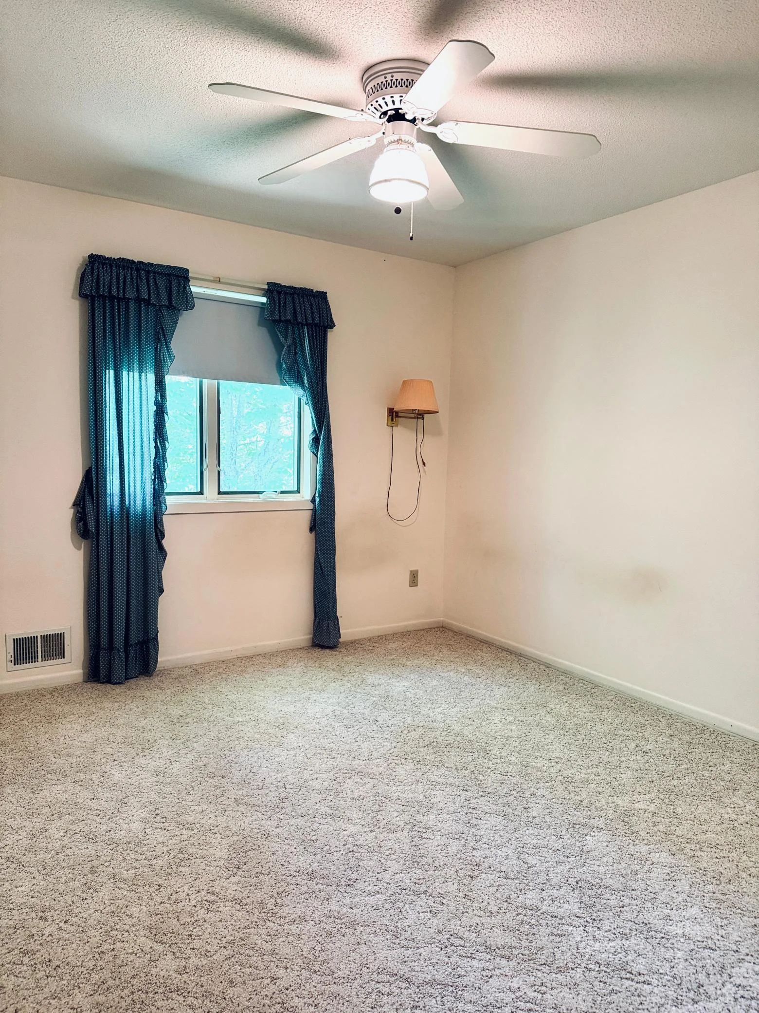 Upper Bedroom 2