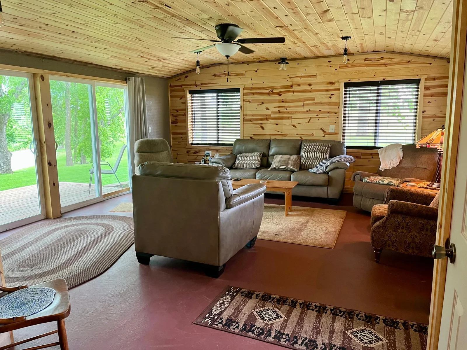 Living room walks out to deck