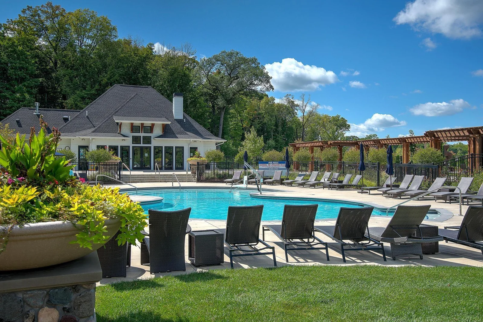MI Homes Woodland Cove-033-034-Pool-MLS_Size.jpg