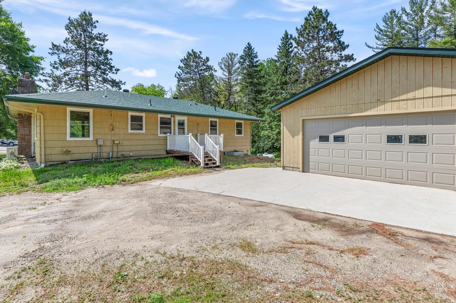Outside03 1.jpg