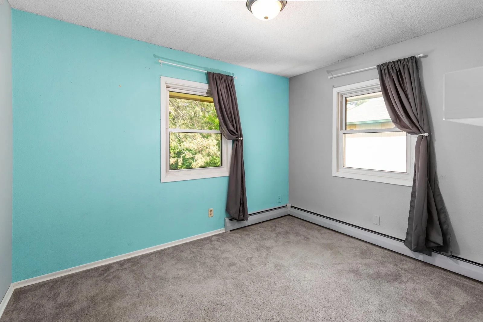 Main bedroom 3.jpg