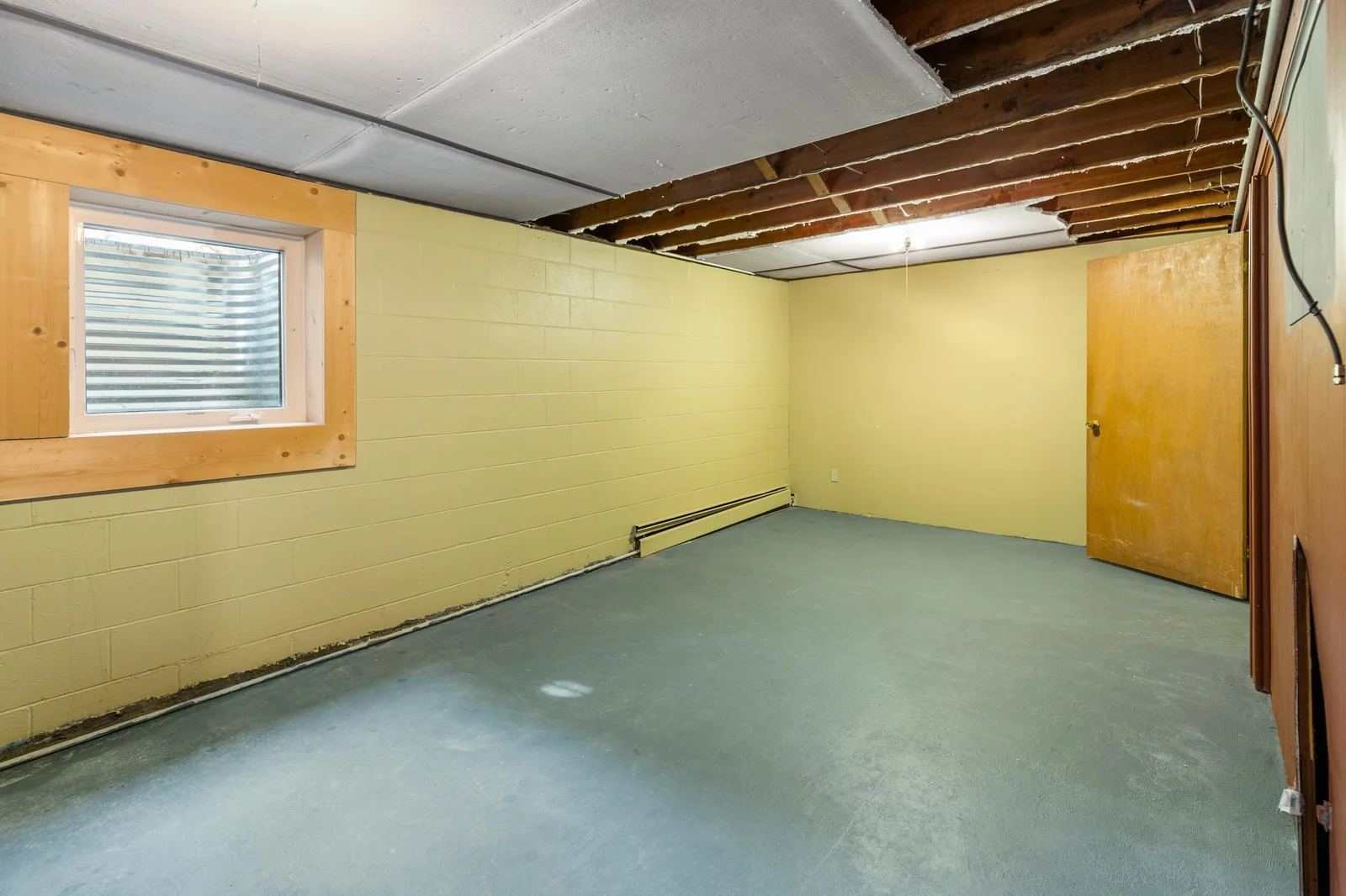 Basement rec.jpg
