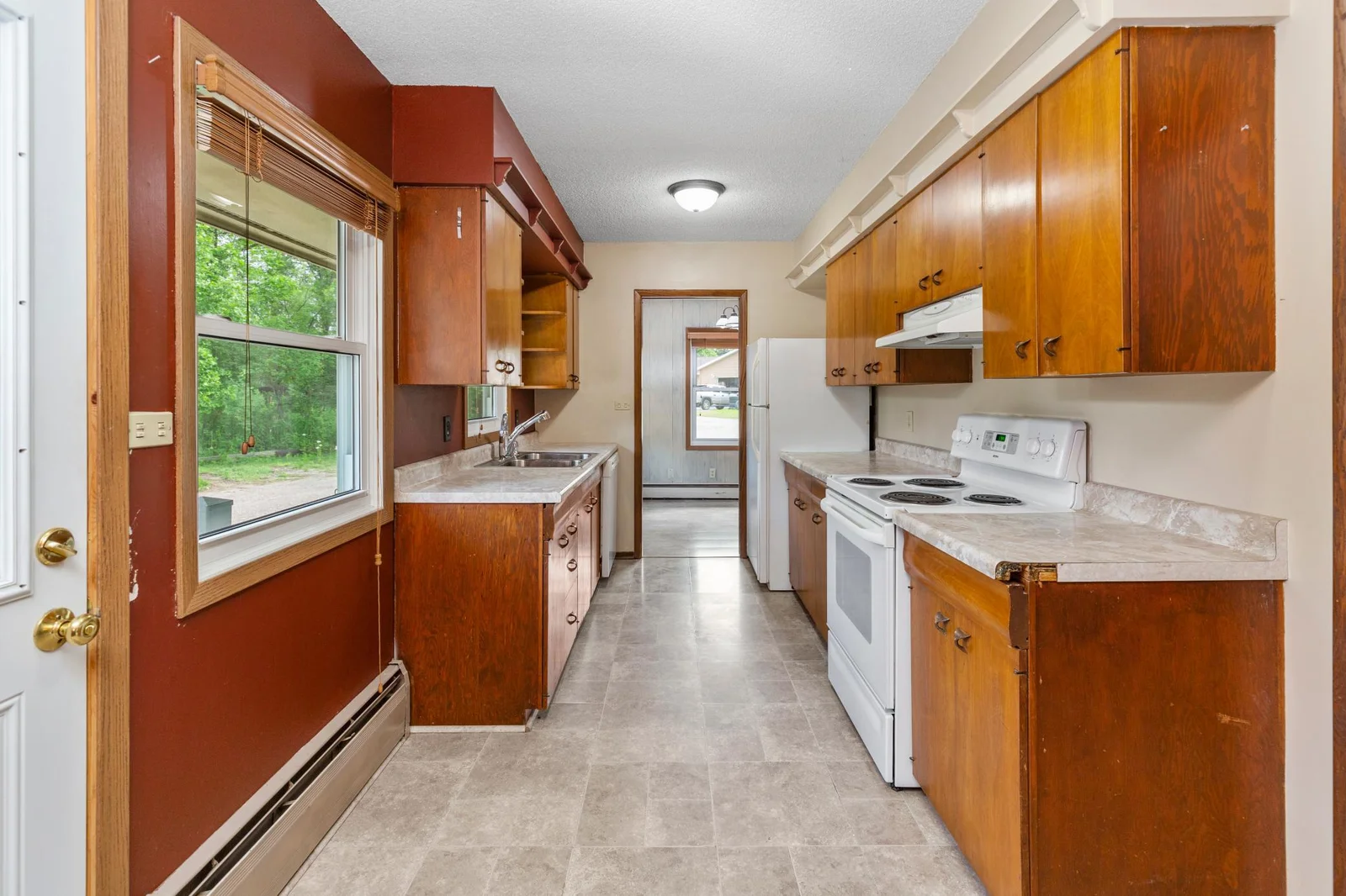 Kitchen 2 2.jpg