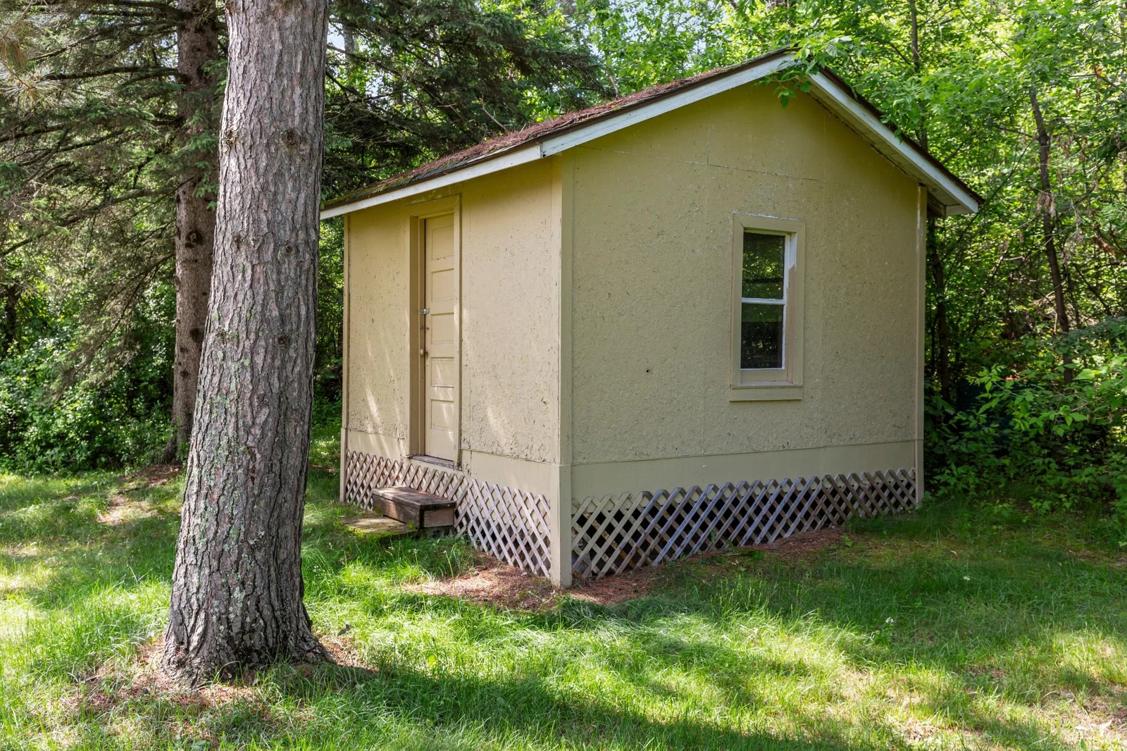Outside08 1.jpg