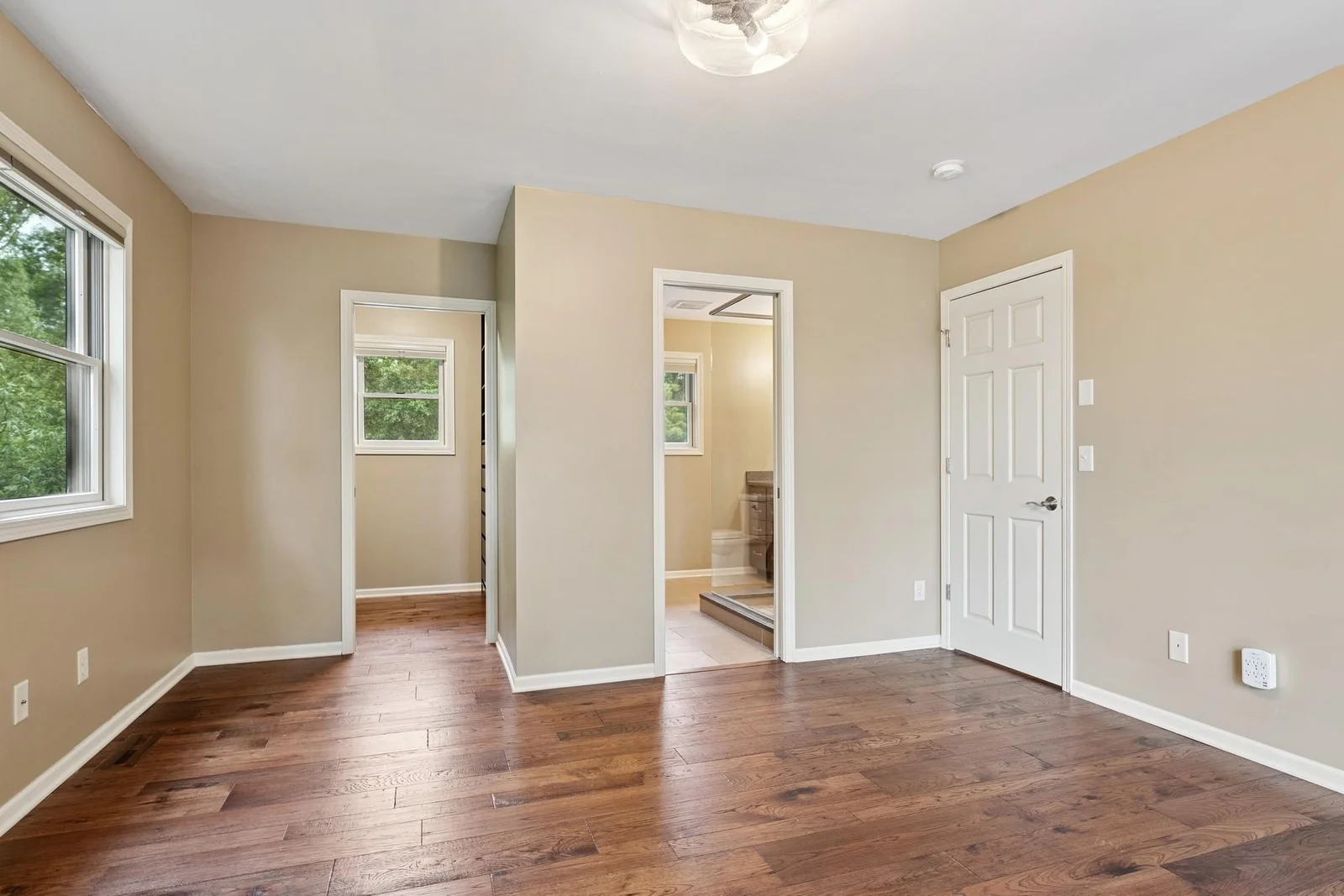 Private guest suite offers a walk-in-closet