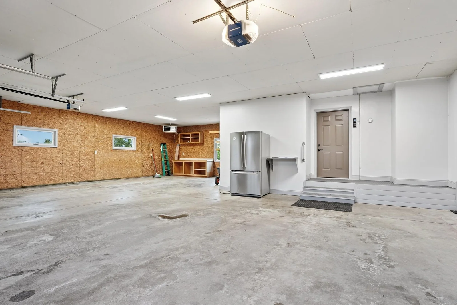 Another view of the oversized garage