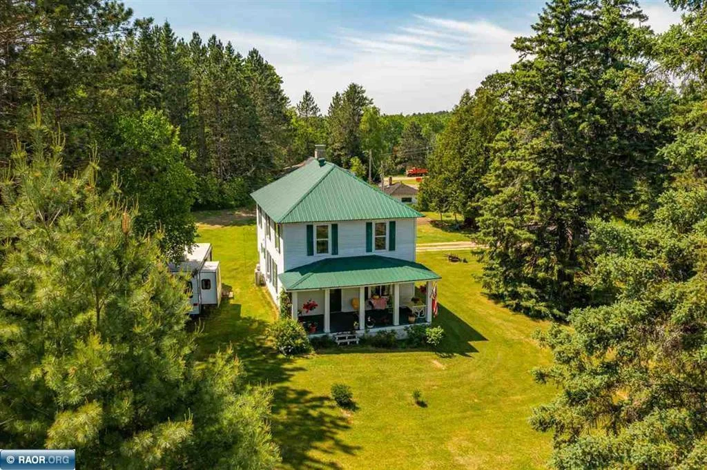 9096 Wiseman Road, Tower