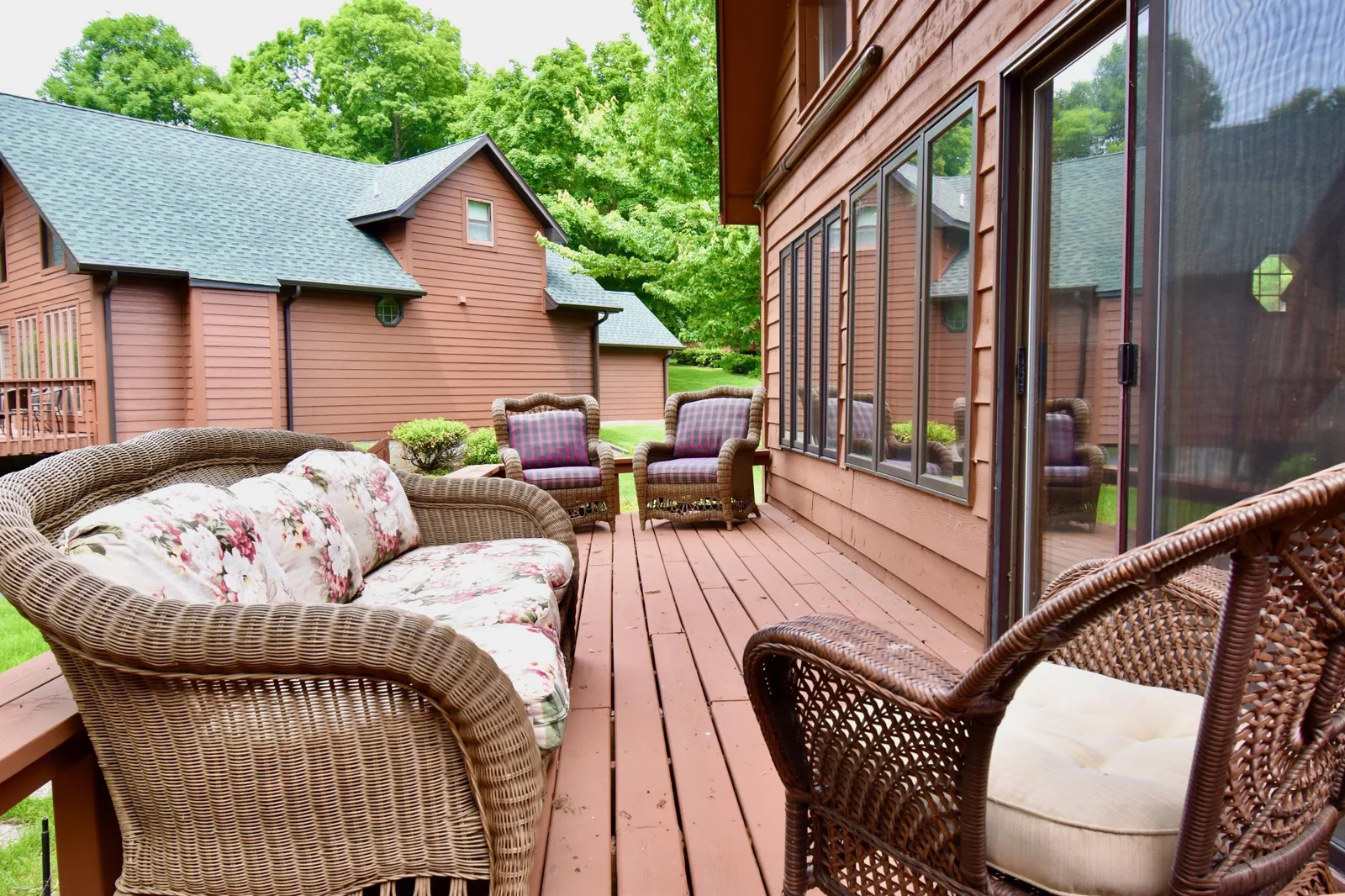 9198 Cty Road 34 NW, Alexandria, MN 56308.Large Deck