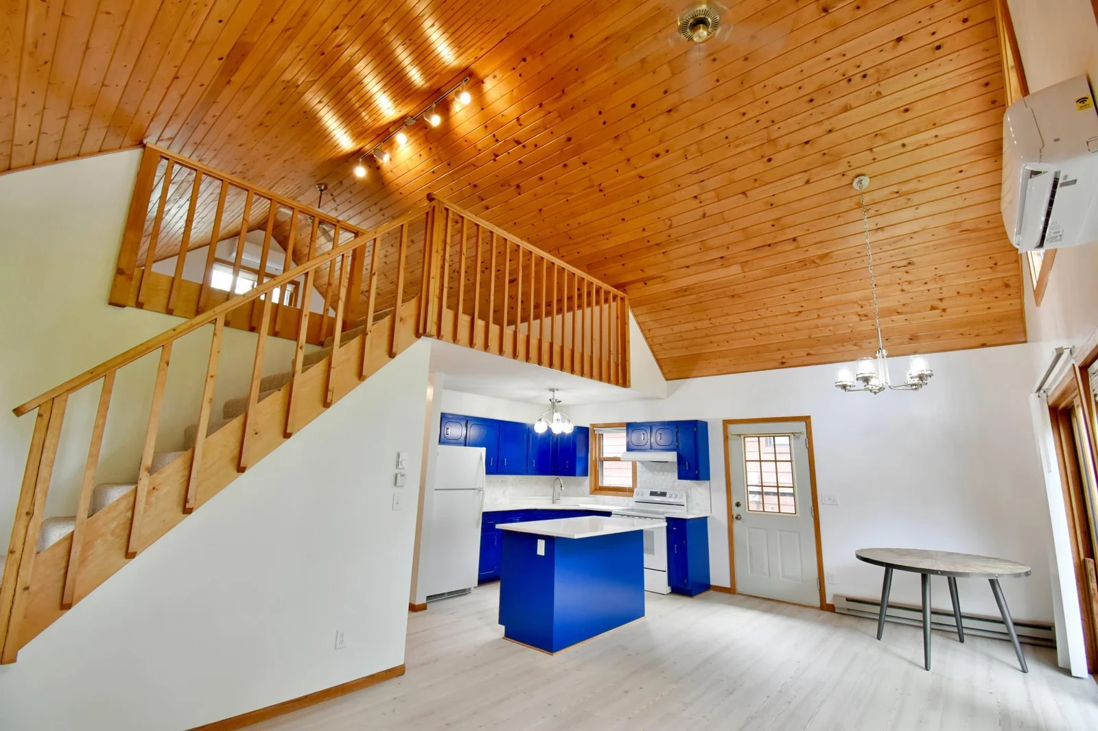 9198 Cty Road 34 NW, Alexandria, MN 56308.Beautiful Wood Ceiling
