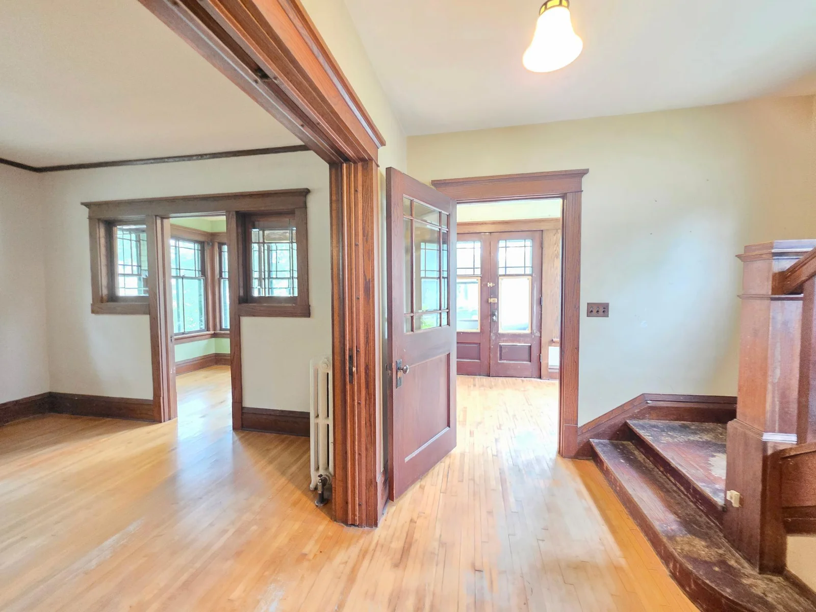 Front of home has two entry rooms and welcoming to your dreams!