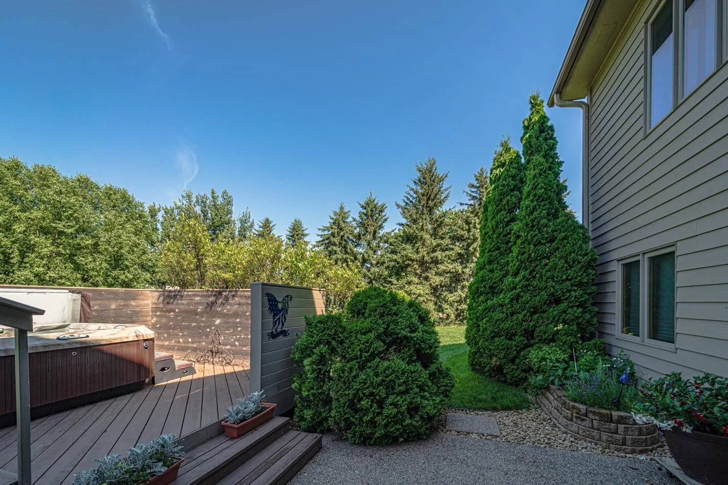 Jacuzzi | Patio