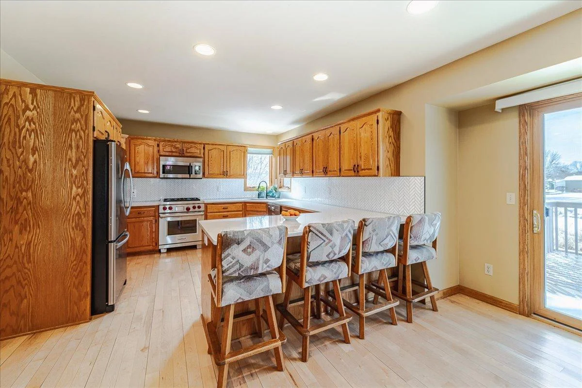 Kitchen | Breakfast Bar
