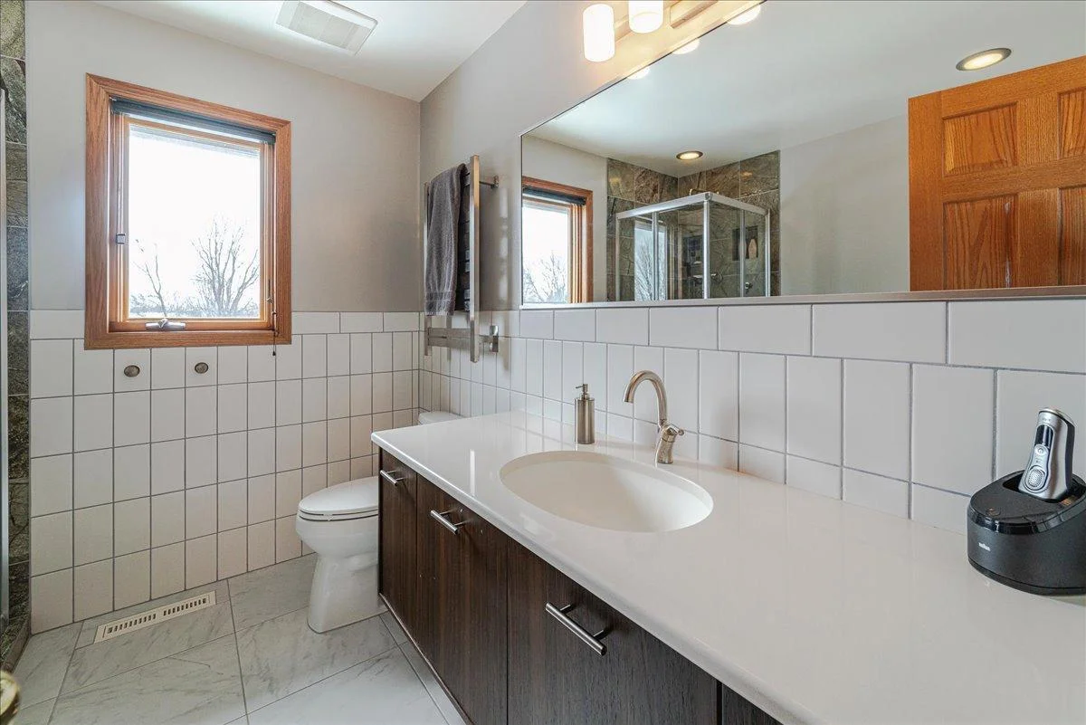 Primary Ensuite Bath 2