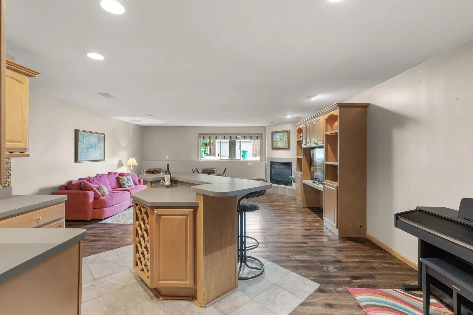 Wonderful space to host a big game!