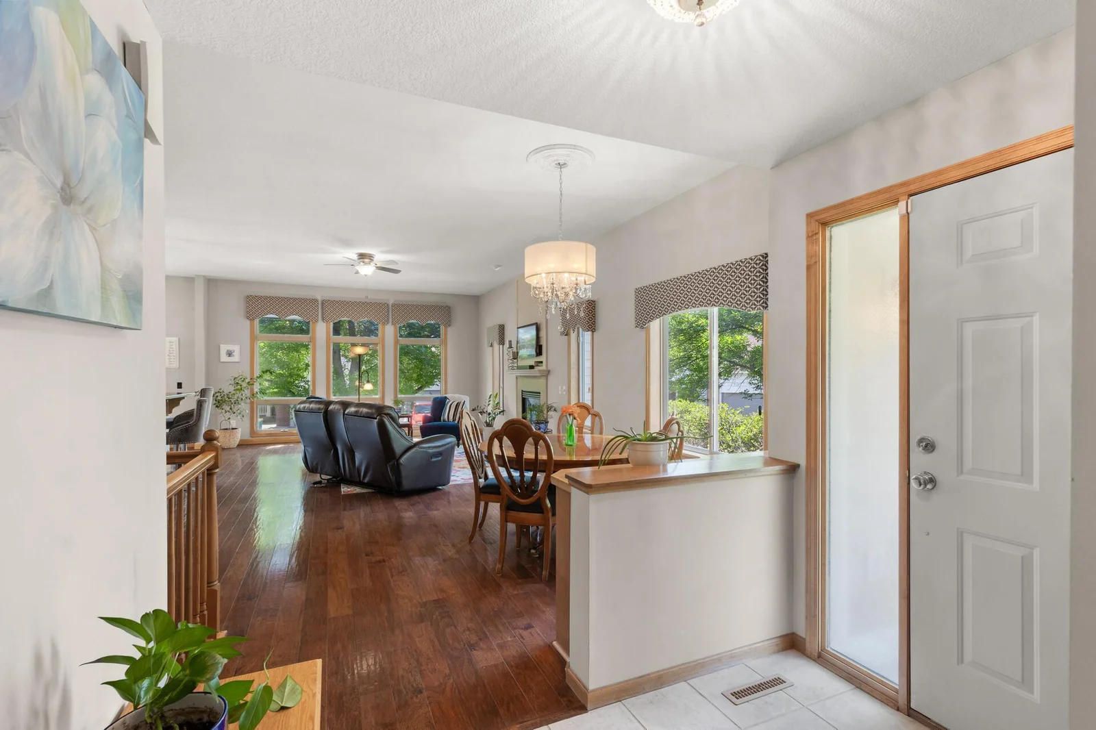 Wonderful open floor plan.