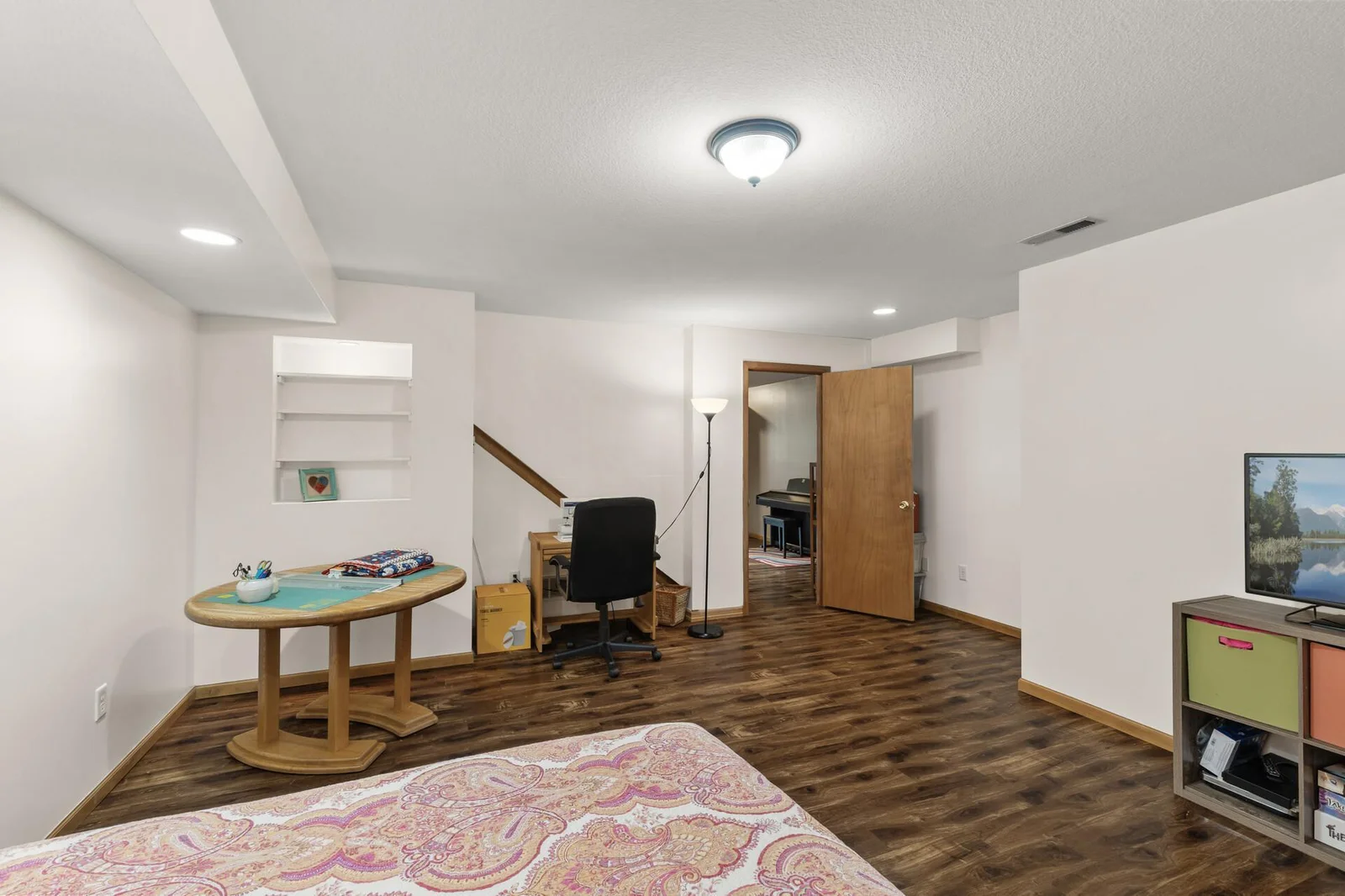 Lower level non conforming bedroom.